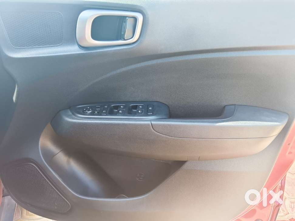 Hyundai Venue Sx Turbo, 2020, Petrol