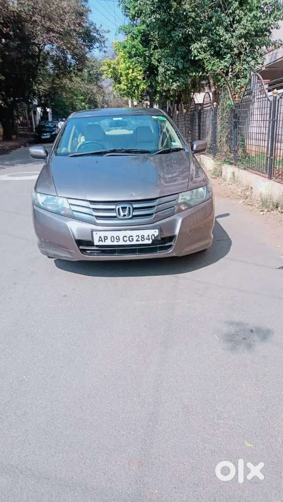 Honda City Zx 2011 Petrol Well Maintained