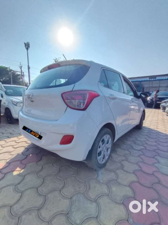 Hyundai I10 Magna O, 2014, Petrol
