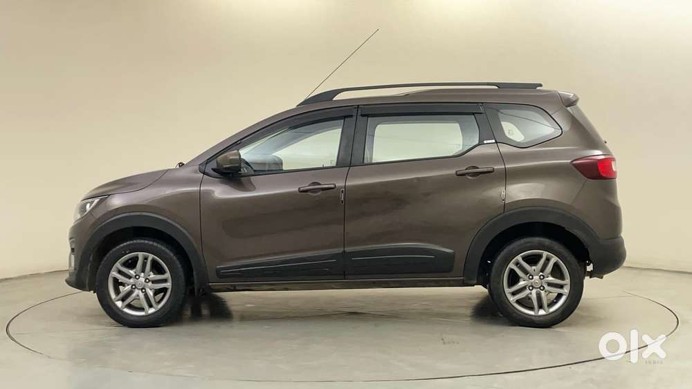 Renault Triber Rxz Easy-r Amt, 2021, Petrol