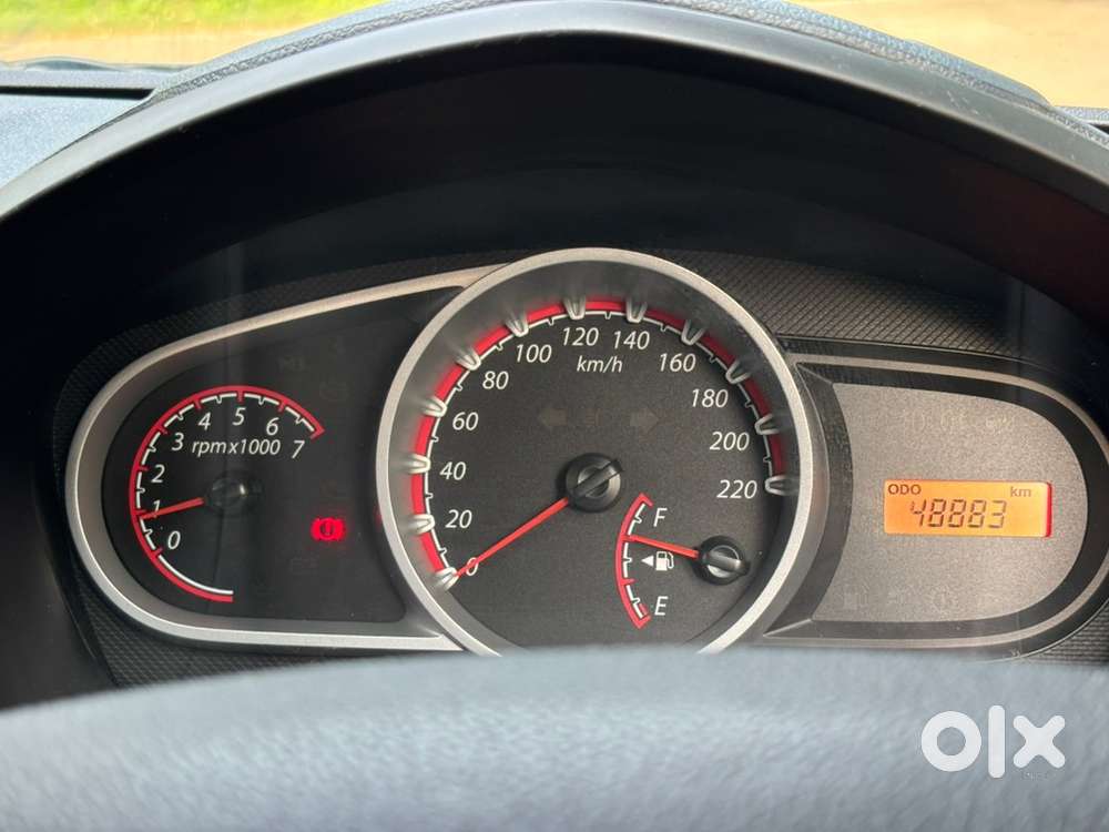 Ford Figo Petrol Titanium Manual 2014