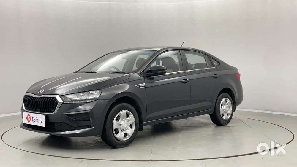 Skoda Slavia Active 1.0l Tsi Mt, 2022, Petrol