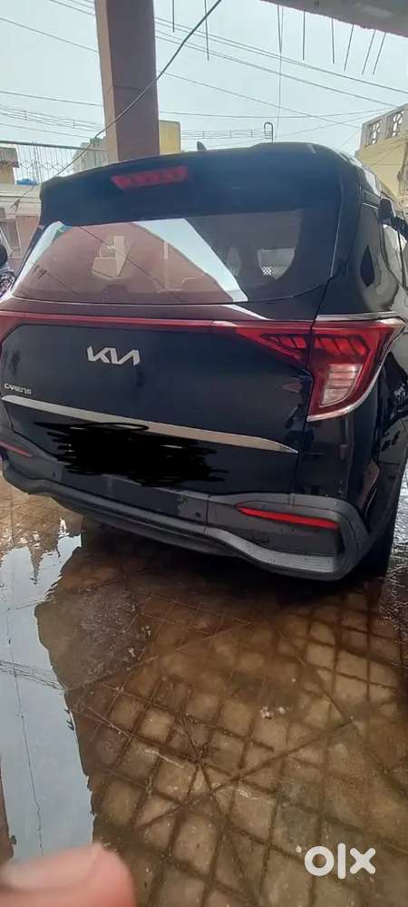 Kia Carens 2025 Diesel 16000 Km Driven Well Maintained