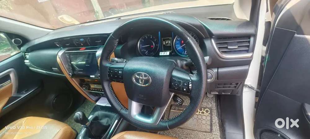 Toyota Fortuner 2023 Diesel 23000 Km Driven