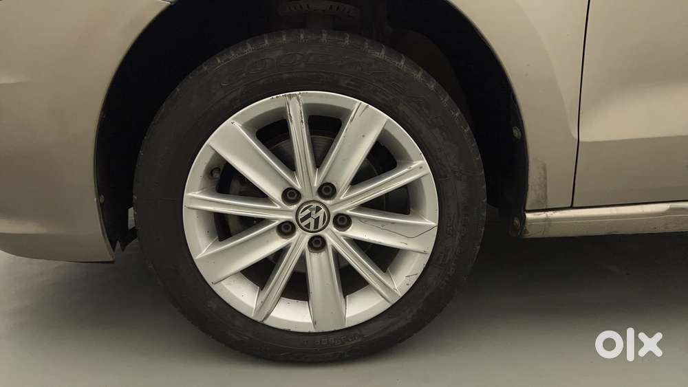 Volkswagen Vento 2010-2013 Petrol Highline, 2016, Petrol