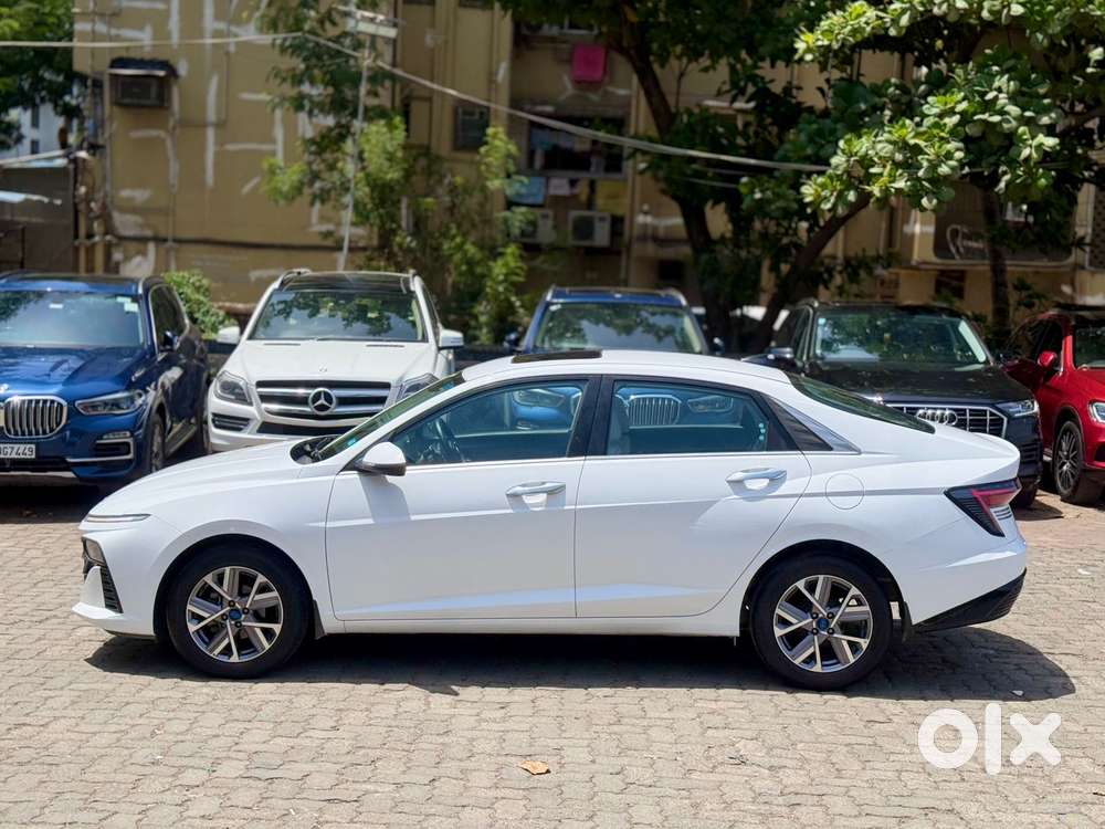 Hyundai Verna 1.5 Sx (o) Ivt, 2024, Petrol