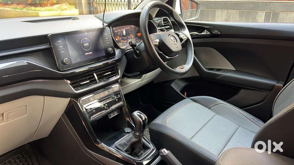 Skoda Kushaq 1.0 Tsi Style At, 2023, Petrol