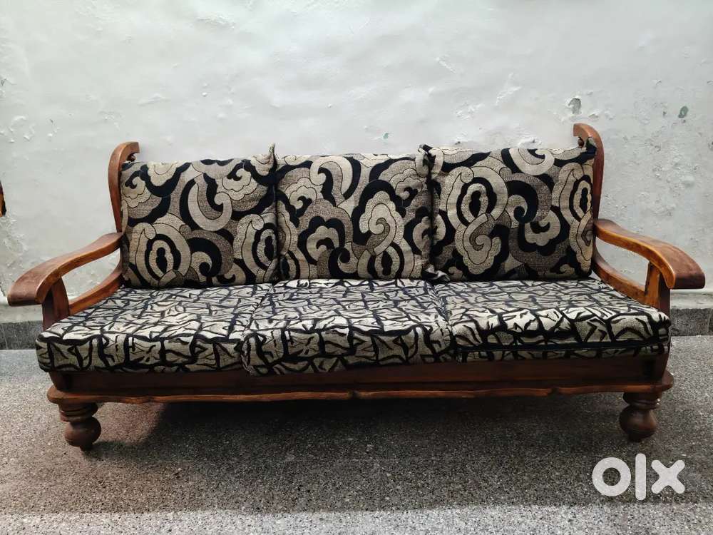Wooden sofa set for sale