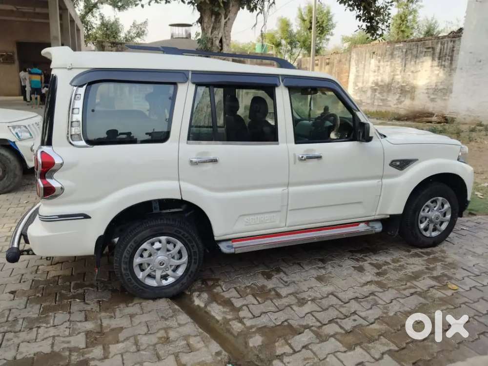 Mahindra Scorpio 2019 Diesel 98000 Km Driven