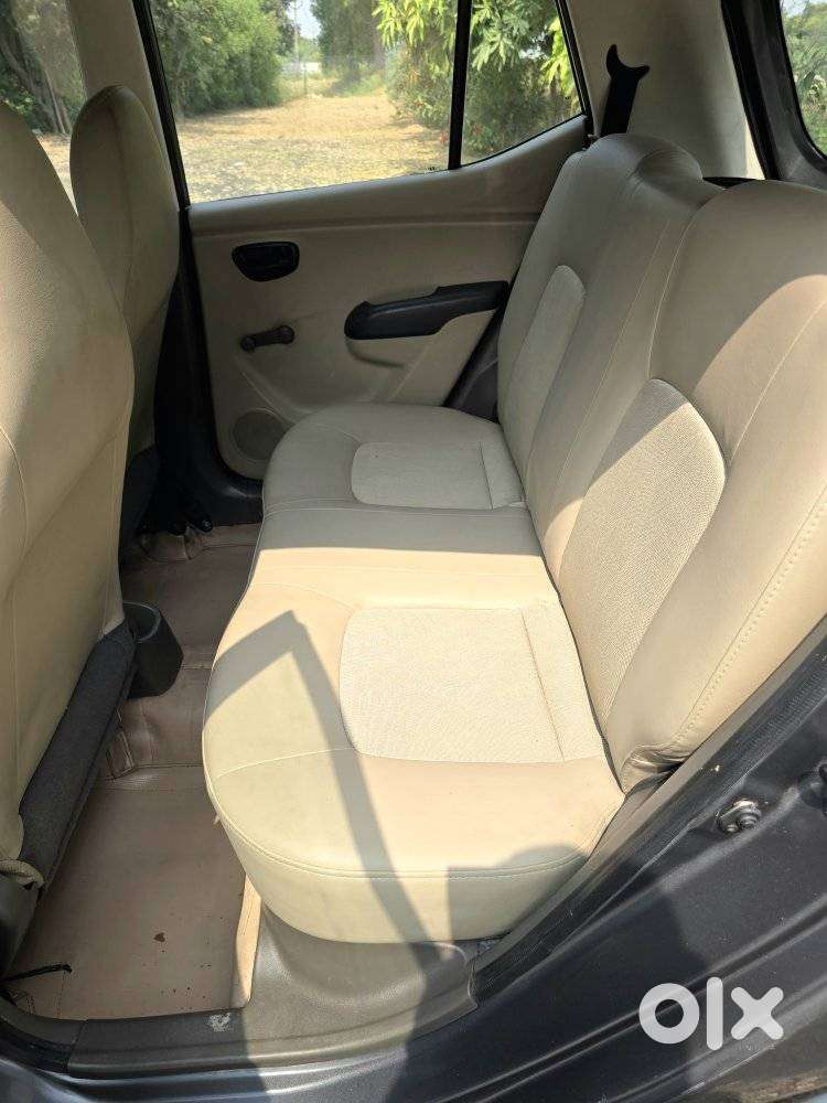 Hyundai I10 Sportz 1.1l, 2011, Cng & Hybrids