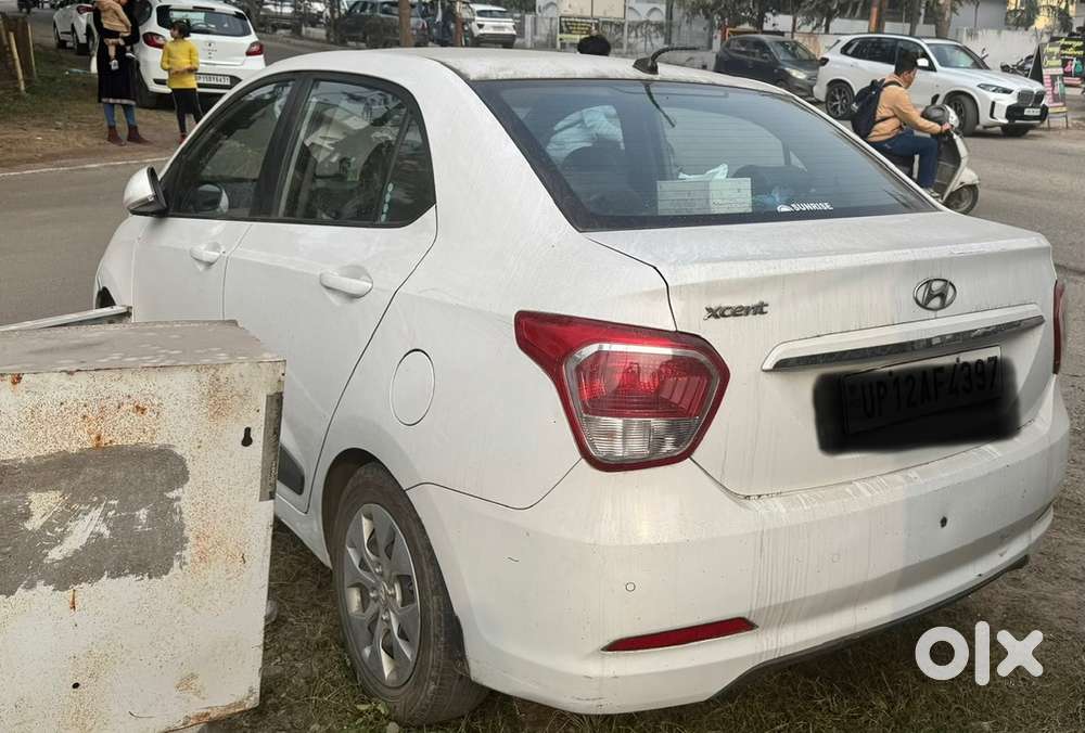 Excellent Condition Hyundai Xcent Petrol 2014