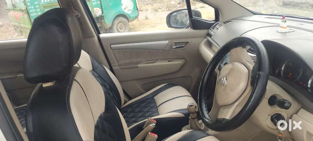 Maruti Suzuki Ertiga 2014 Diesel 100000 Km Driven