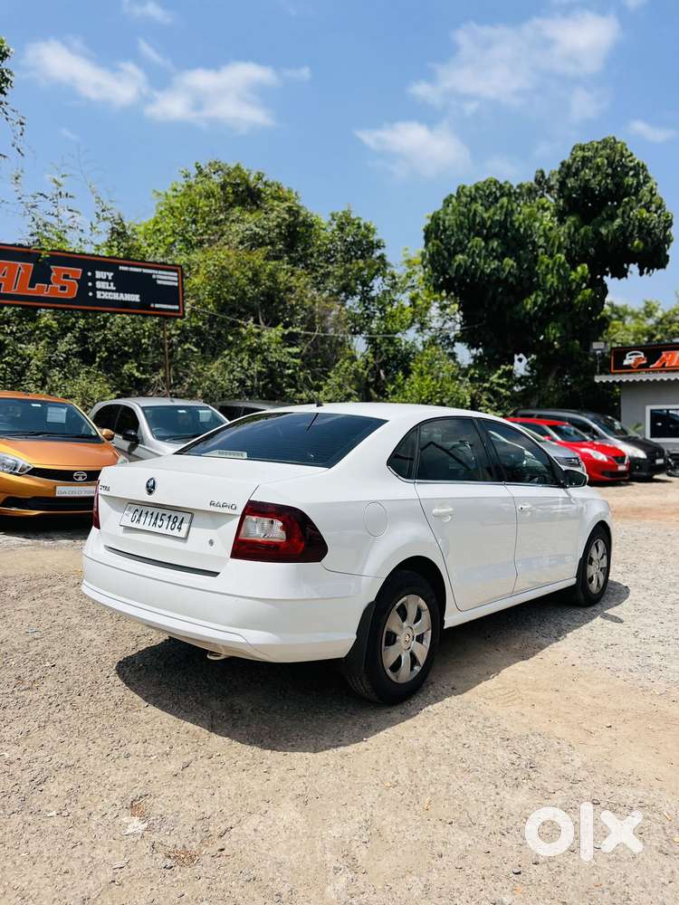 Skoda Rapid 1.0 Tsi Active, 2021, Petrol