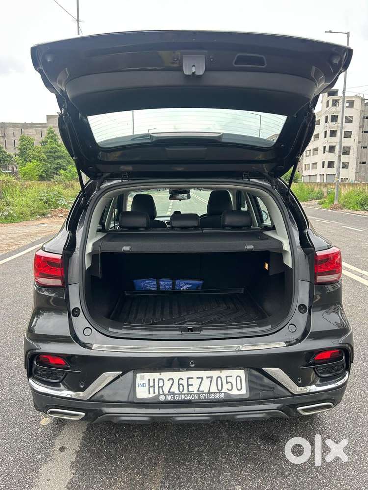 Mg Astor 1.5 Savvy Cvt S Red, 2023, Petrol