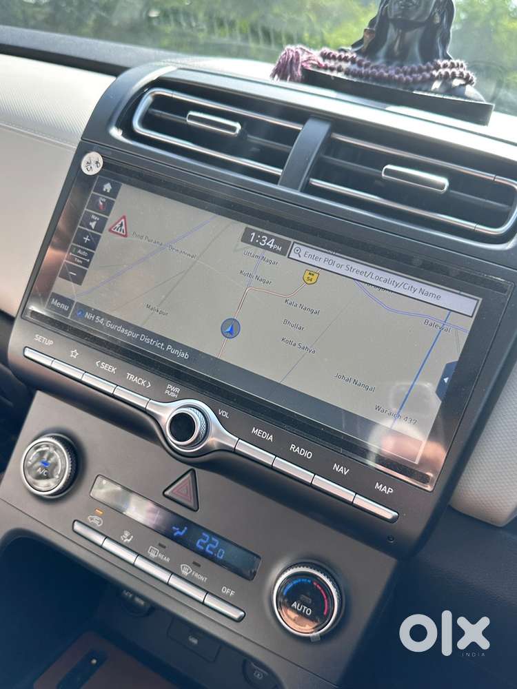 Hyundai Creta Diesel 2021 White With Moon Roof