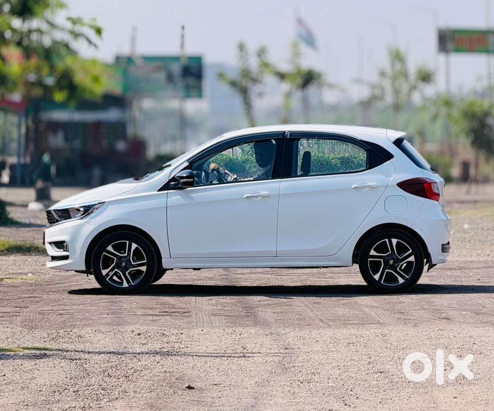 Tata Tiago Xza Plus, 2022, Petrol