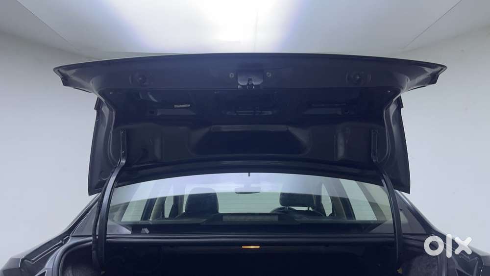 Volkswagen Ameo 1.2 Mpi Highline 16 Alloy, 2016, Petrol