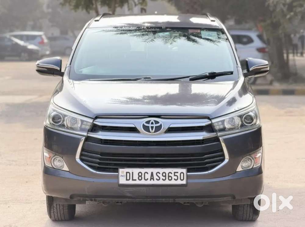 2018 Innova Crysta (neatly Maintained Full Company Service History