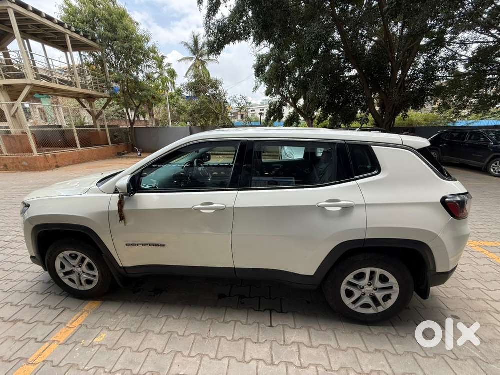 Jeep Compass Sport 2018 Km Driven