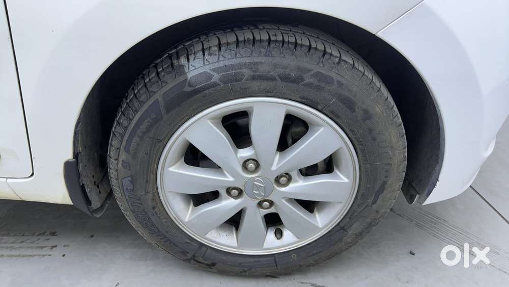 Hyundai Xcent 1.2 Vtvt Sx, 2015, Petrol