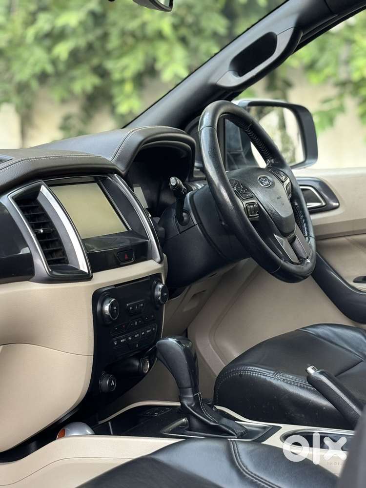 Ford Endeavour 3.2 Titanium At 4x4, 2016, Diesel