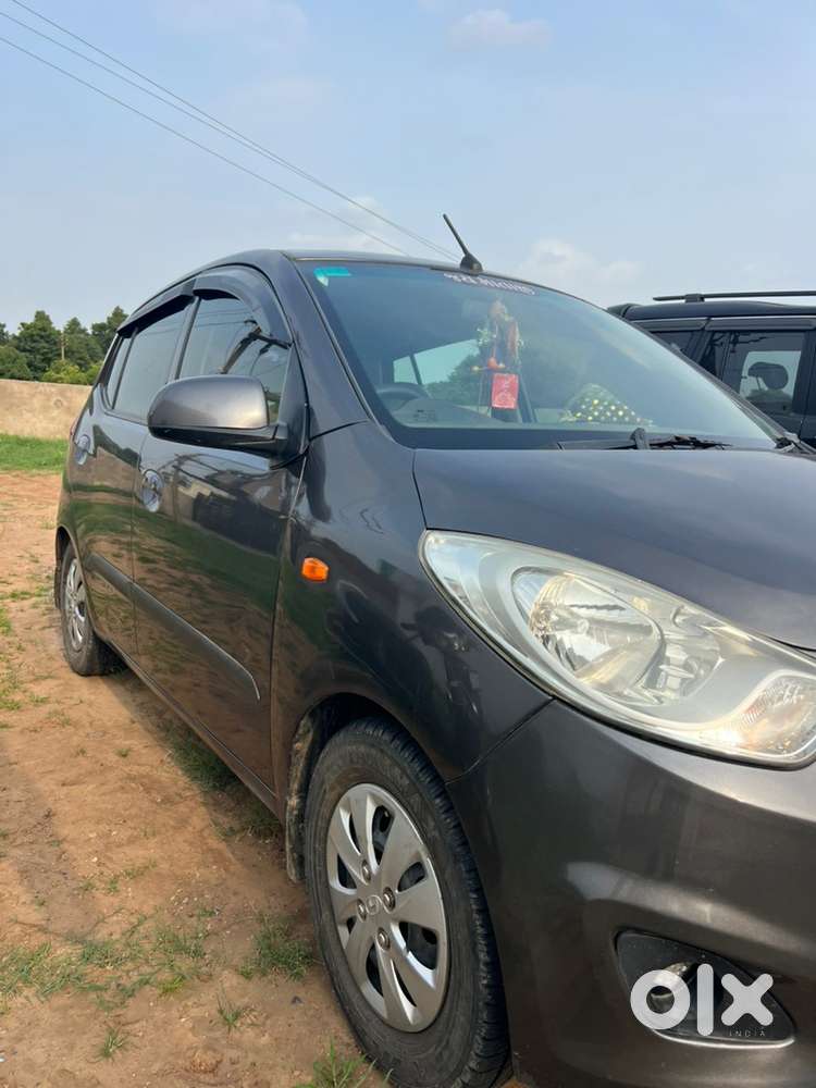 Hyundai I10 2011 Cng & Hybrids Well Maintained