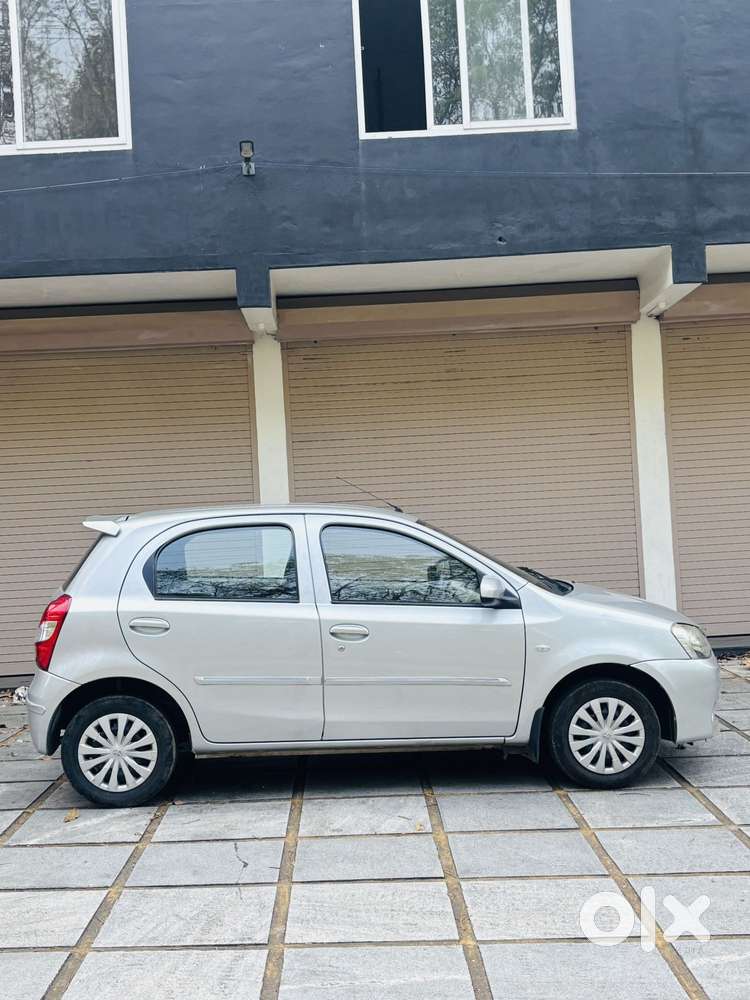 Toyota Etios Liva 2014-2016 G, 2015, Petrol