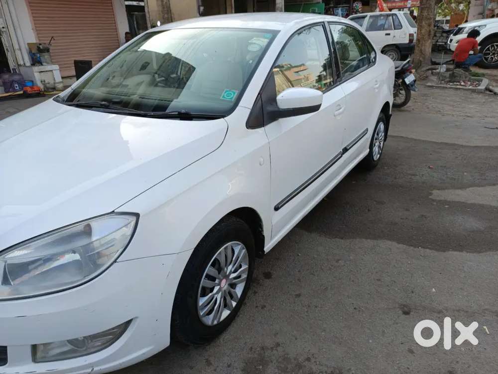 Skoda Rapid 2013 Diesel 75000 Km Driven
