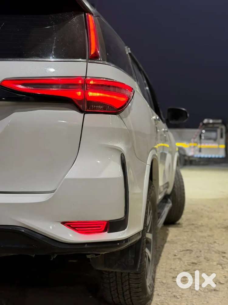 Urgent Sale Fortuner Legender Converted  Vip No.  New Tyre Yokohama