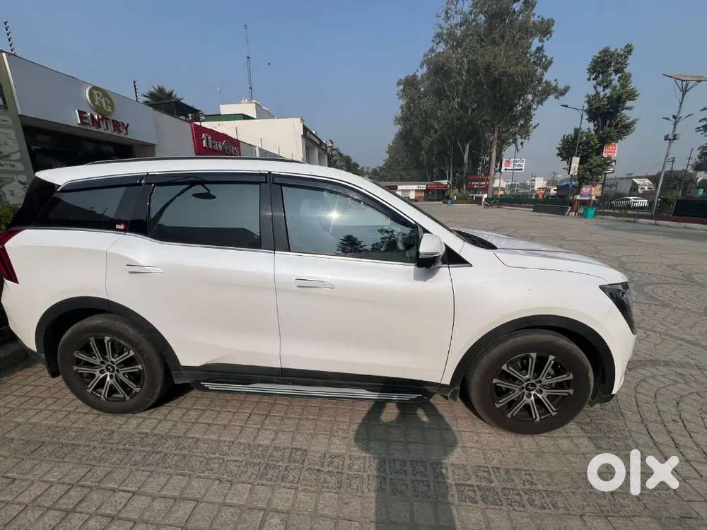 Mahindra Xuv700 2025 Diesel 24000 Km Driven