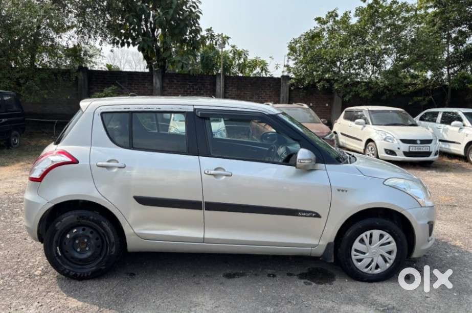 Maruti Suzuki Swift Vxi, 2015, Petrol