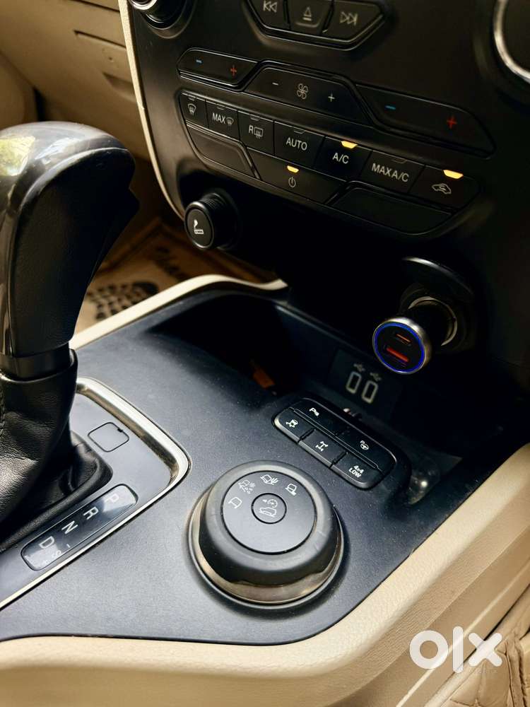 Ford Endeavour 3.2 Titanium Plus 4x4 At, 2017, Diesel