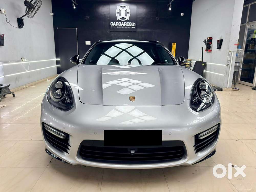 2014 Porsche Panamera Gts