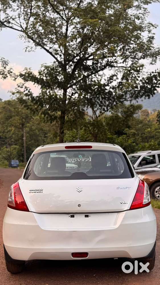 Maruti Suzuki Swift Ddis Vdi, 2011, Petrol