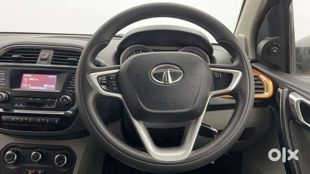 Tata Tiago Xz, 2017, Petrol