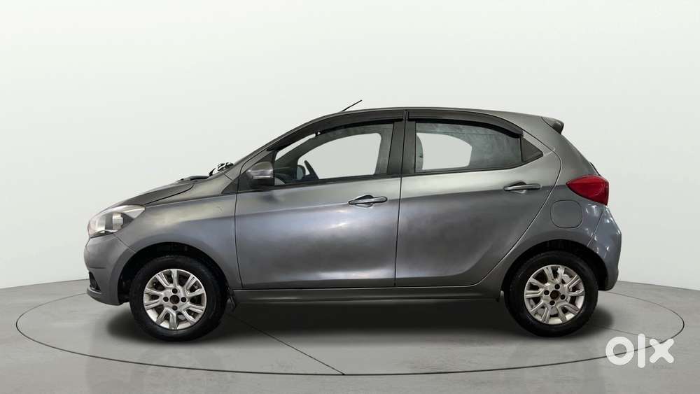 Tata Tiago 1.2 Revotron Xz, 2018, Petrol