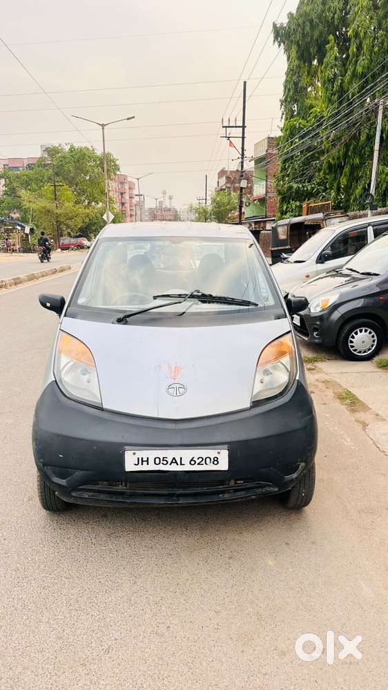 Tata Nano Xe, 2011, Petrol