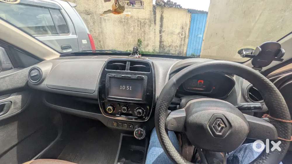Renault Kwid Rxt Automatic Petrol 2017
