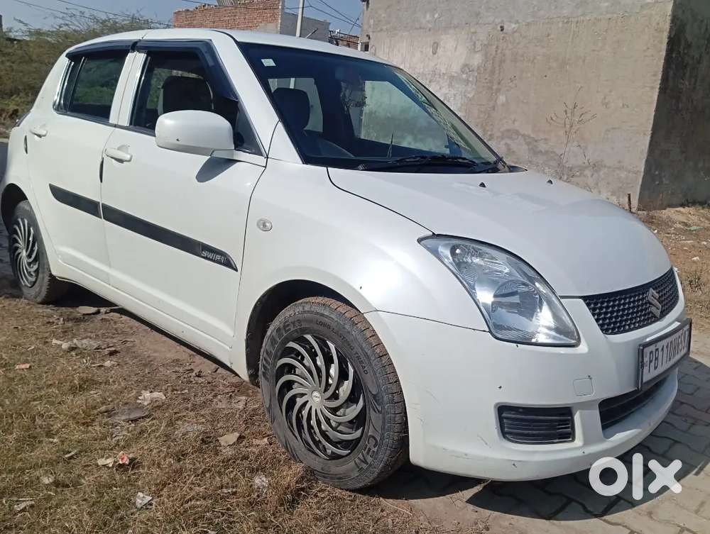 Best Family Car With Showr 99151 ** 773