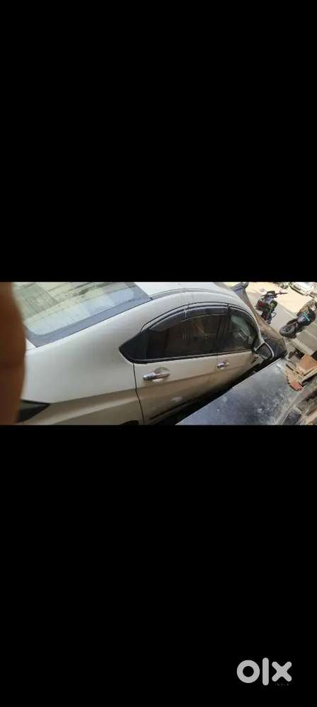 Honda City Zx 2017 Top Model With Sunroof