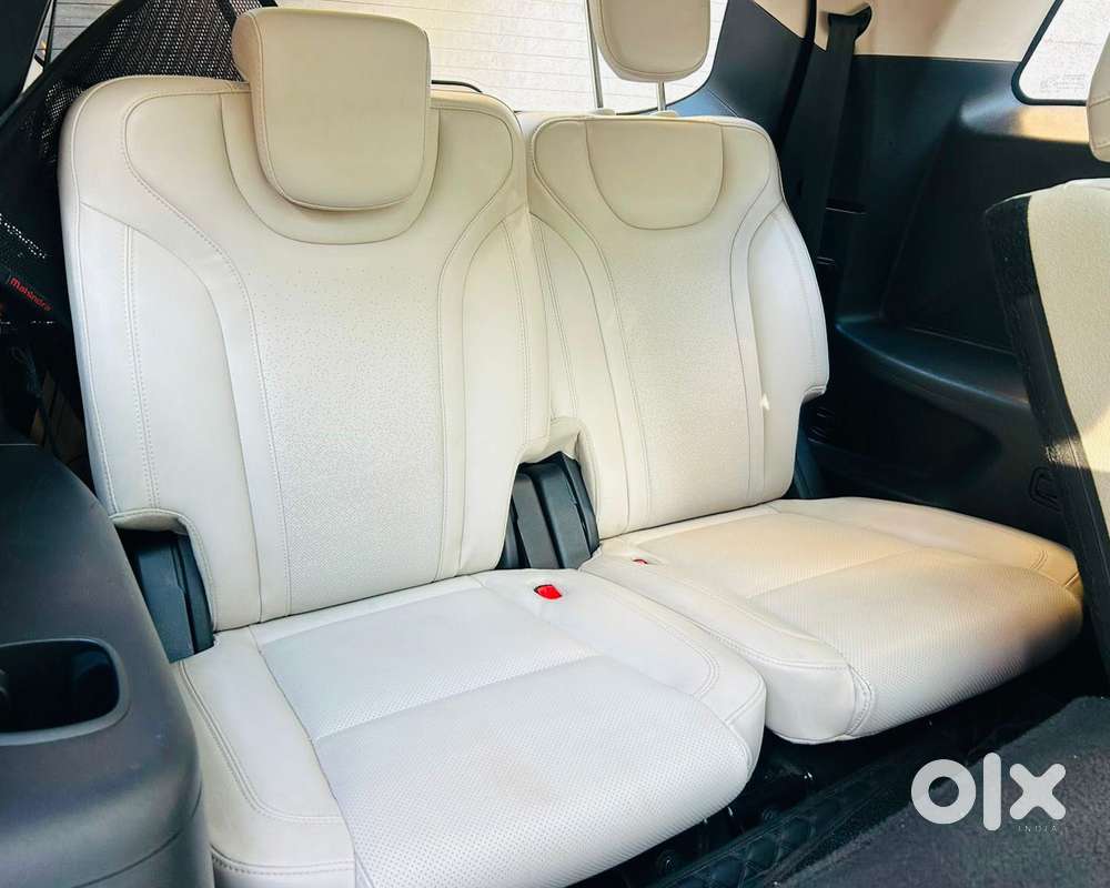 Mahindra Xuv700 2.2 Ax 7 Diesel At Str, 2022, Diesel