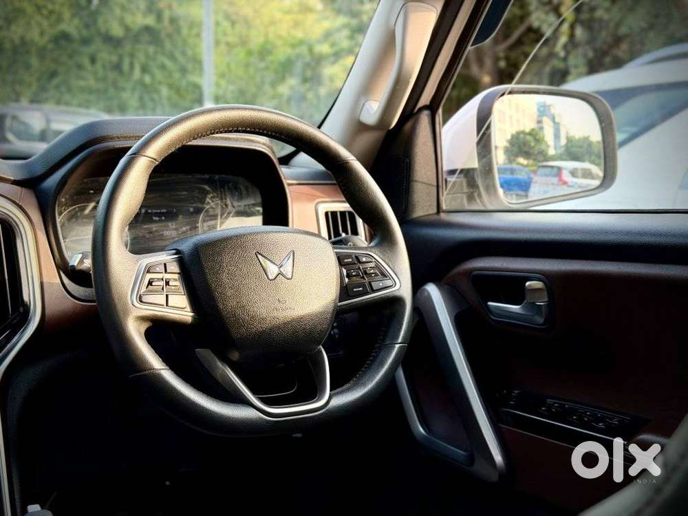 Mahindra Scorpio N Z8 Petrol At 7 Str, 2024, Petrol