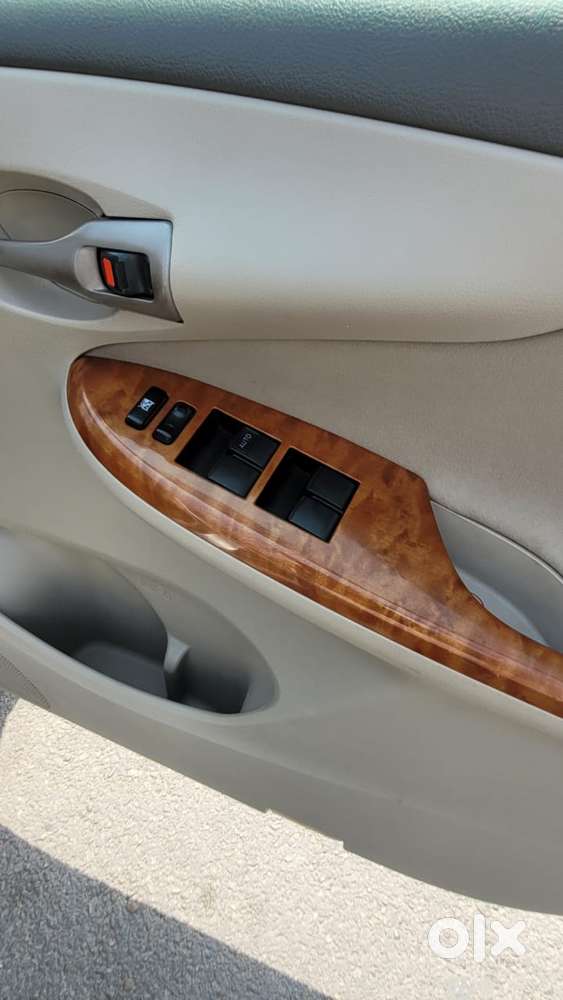 Toyota Corolla Altis 1.8 Sport, 2010, Petrol