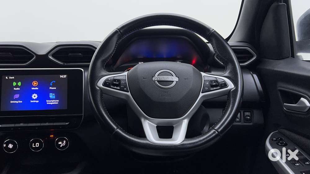 Nissan Magnite 1.0 Xv Premium Turbo Cvt, 2022, Petrol