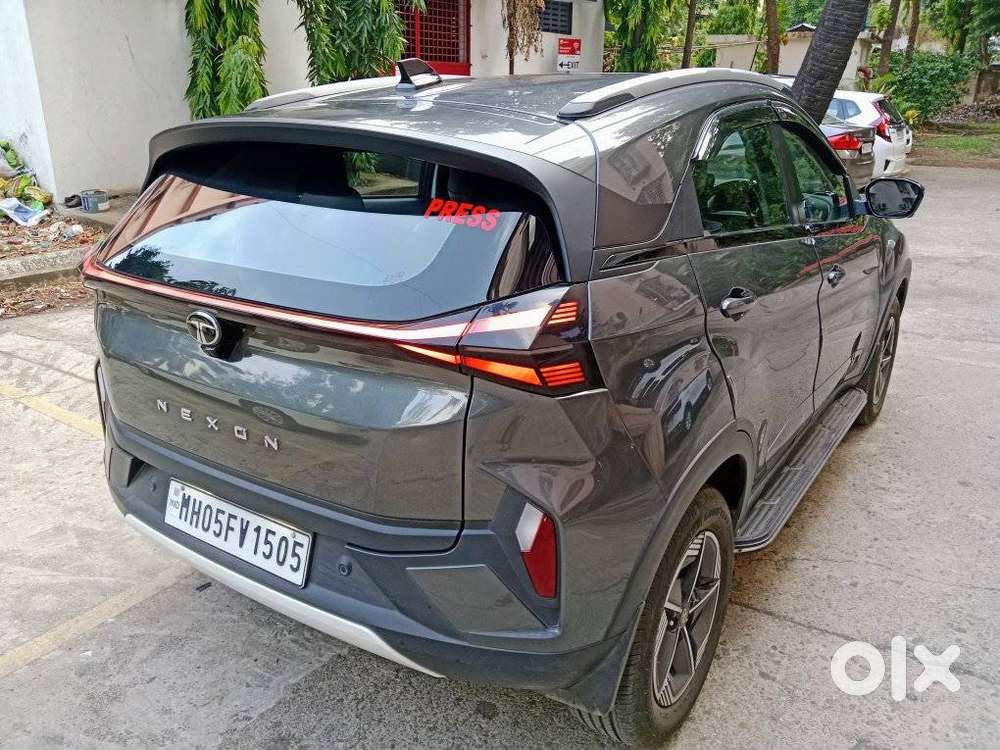 Tata Nexon Creative Plus S 1.2 Revotron Petrol 6 Amt, 2025, Petrol