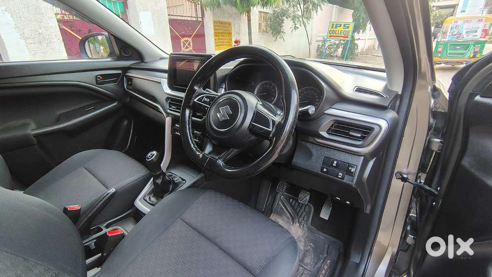 Maruti Suzuki Brezza 1.5 Vxi Smart Hybrid, 2023, Petrol