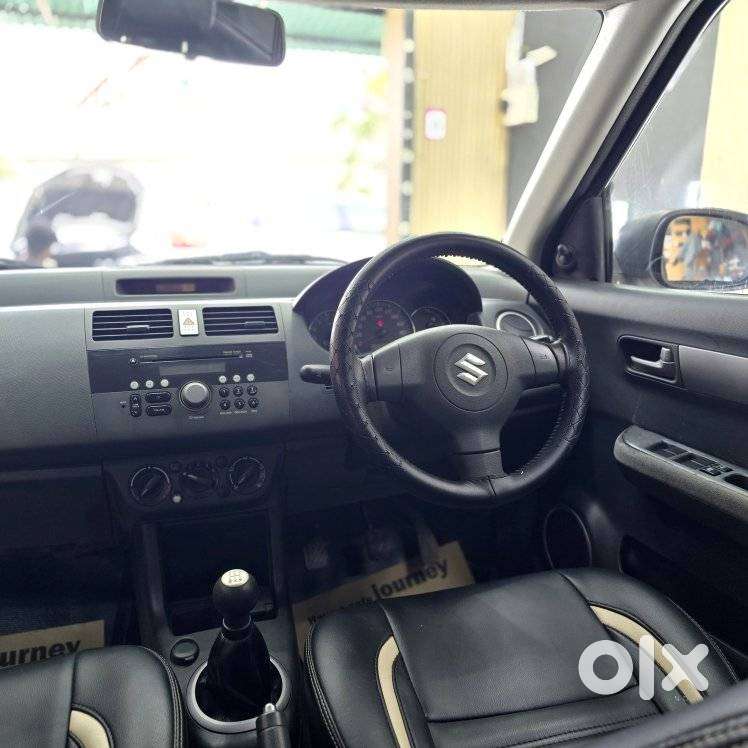 Maruti Suzuki Swift Dzire Vxi Optional, 2010, Petrol