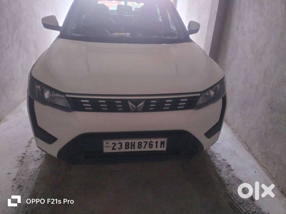 Mahindra W6