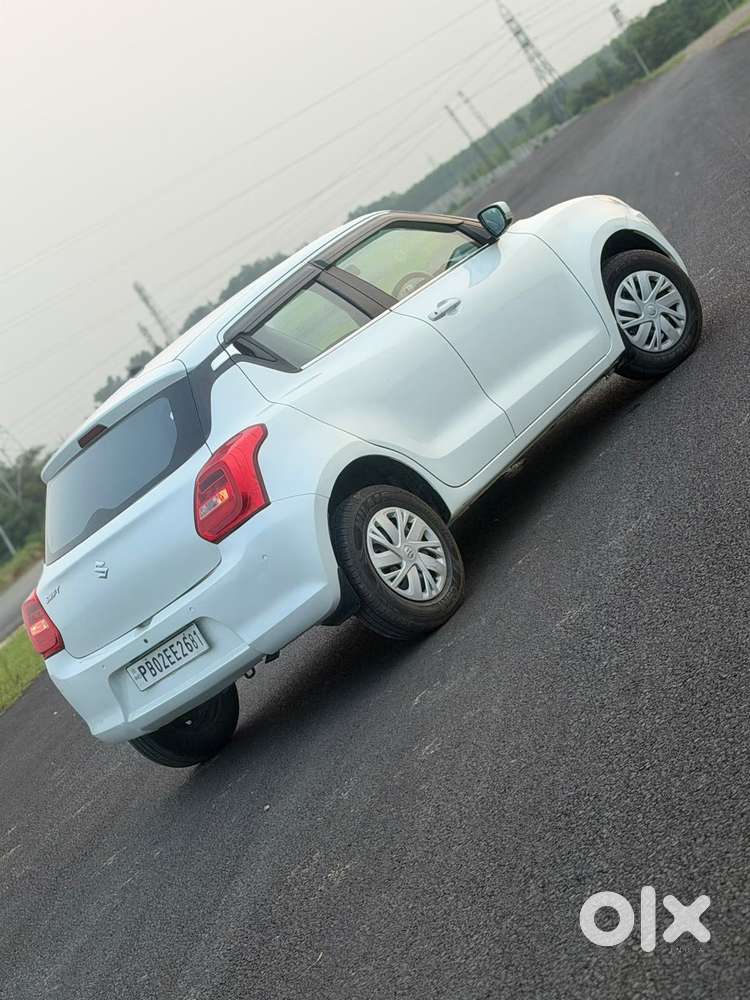 Maruti Suzuki Swift Vxi Optional, 2021, Petrol