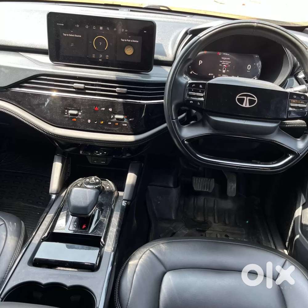 Tata Safari Pure Plus S Dark Edition, 2024, Diesel